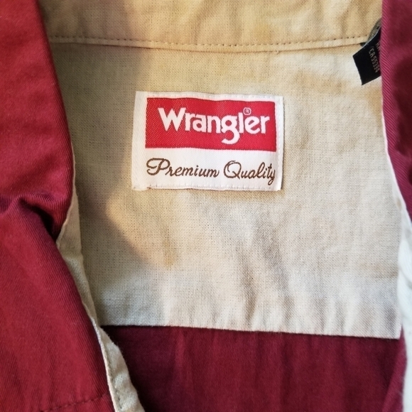 NWT Wrangler shirt, sz S - Picture 6 of 6